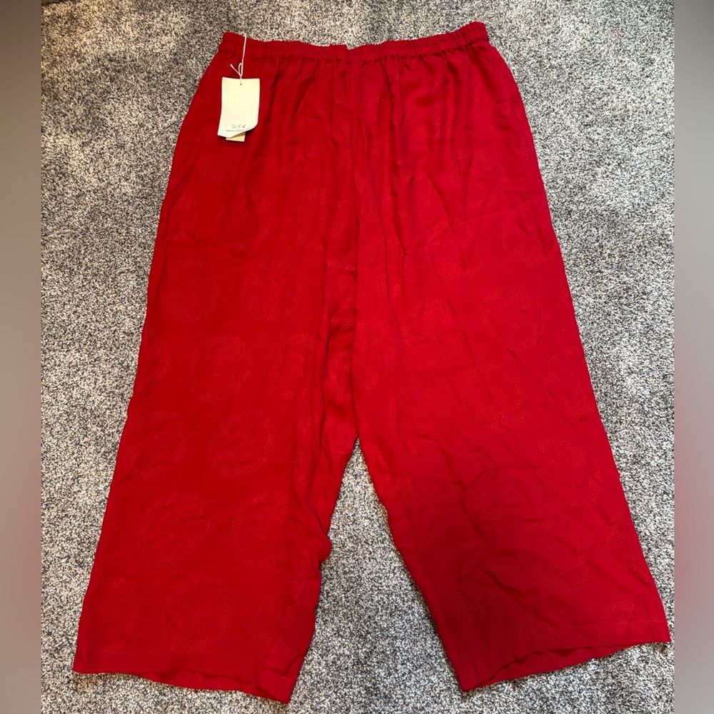 Citron USA Red Textured Fabric